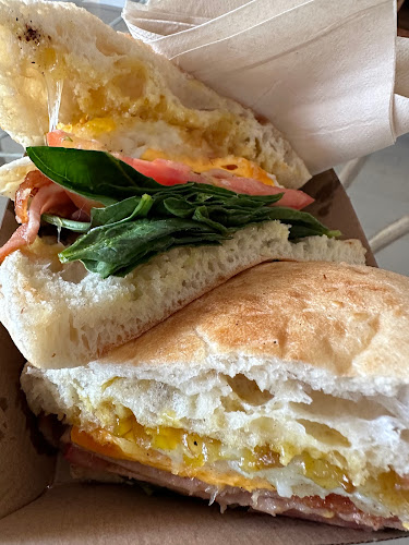 Opinii despre The Kiosk Avoca Beach în Avoca Beach - Hospitality and gastronomy