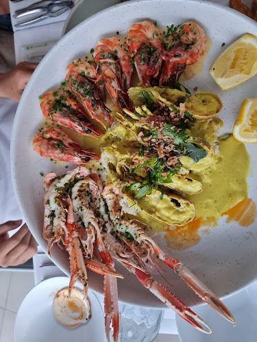 Comentarii opinii despre Harbourfront Seafood Restaurant