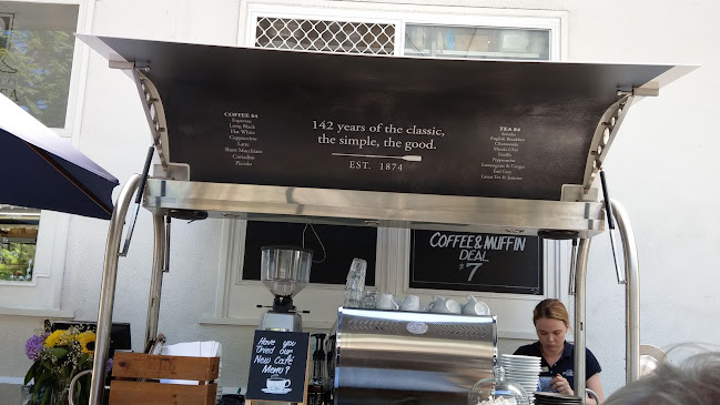 543 Coronation Dr, Toowong QLD 4066