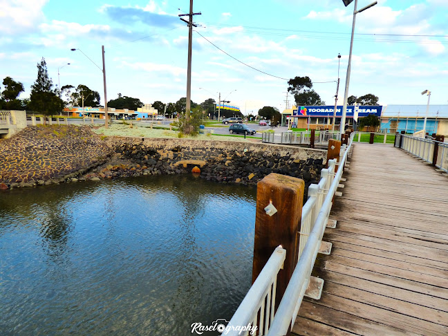 Tooradin Icecream Shop - Hospitality and gastronomy