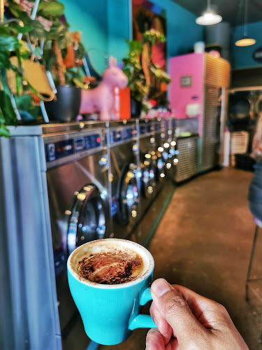 Machine Laundry Cafe - Hospitality and gastronomy