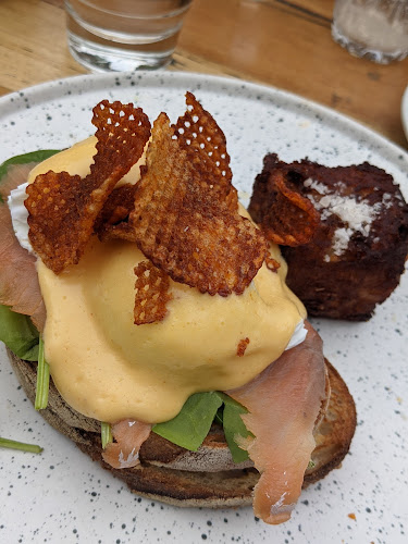 Comentarii opinii despre King Of The Castle Cafe