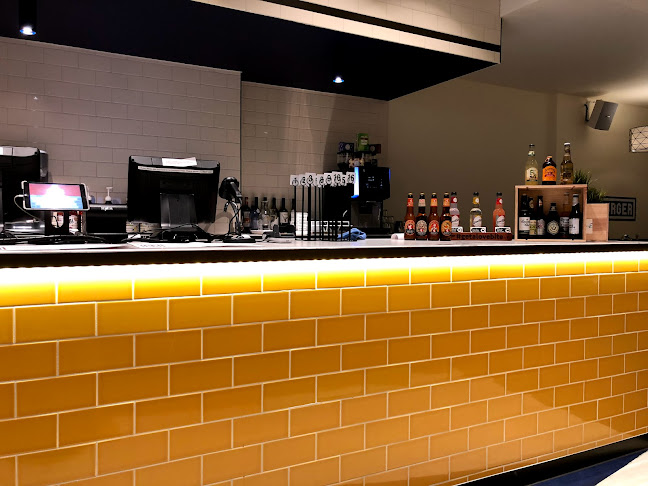 Opinii despre L'Burger Casual Restaurant în Hawthorn - Hospitality and gastronomy