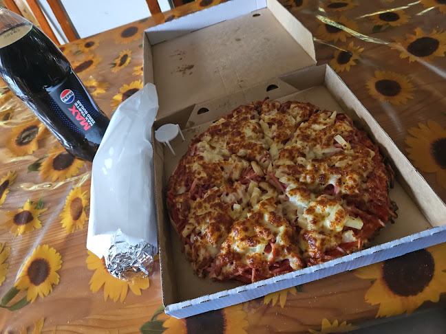 Parkhill Plaza 17, 215-225 Parkhill Dr, Berwick VIC 3806