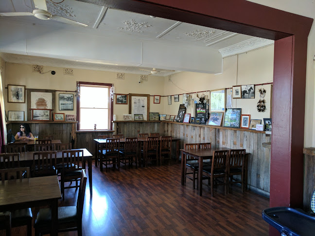 Willawarrin Hotel - Hospitality and gastronomy