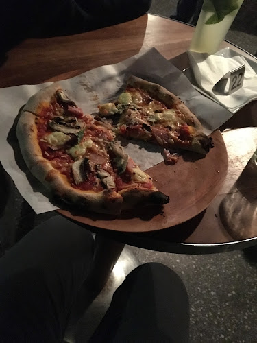 Opinii despre The Provincial Bar Geraldton în Geraldton - Hospitality and gastronomy