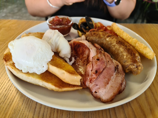 Pink Orchid Cafe - Hospitality and gastronomy