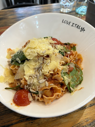 8/10 Cavill Ave, Surfers Paradise QLD 4217