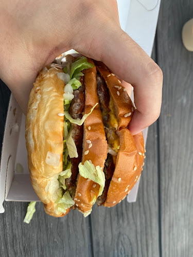 93 Chapel St, Roselands NSW 2196