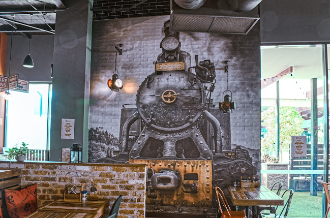 The 3Sheets Inn - Butler