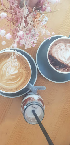 140 Bulcock St, Caloundra QLD 4551