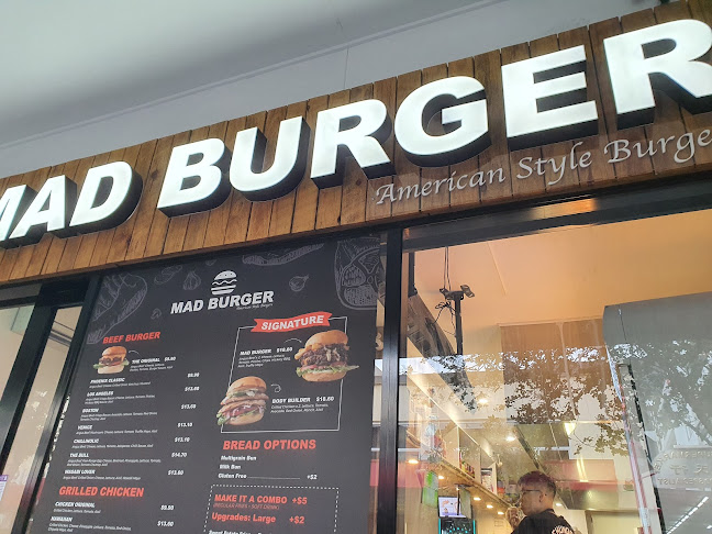 Opinii despre Mad Burger Fortitude Valley în Fortitude Valley - Hospitality and gastronomy