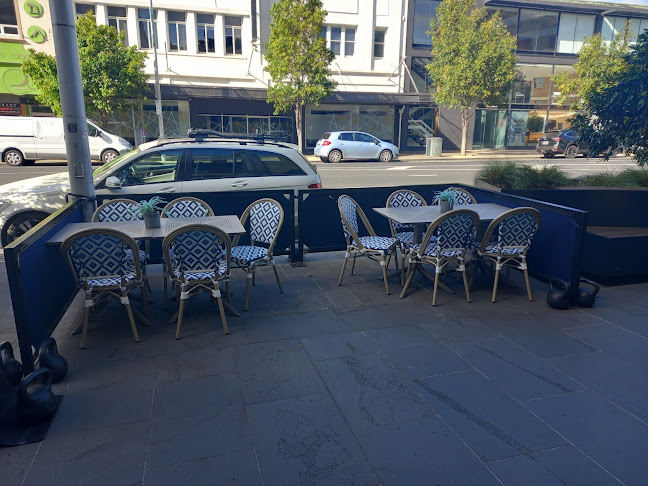 Comentarii opinii despre Grounds of Society.