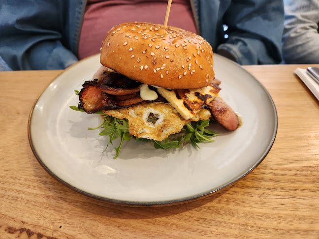 Stones Throw Cafe - Hospitality and gastronomy