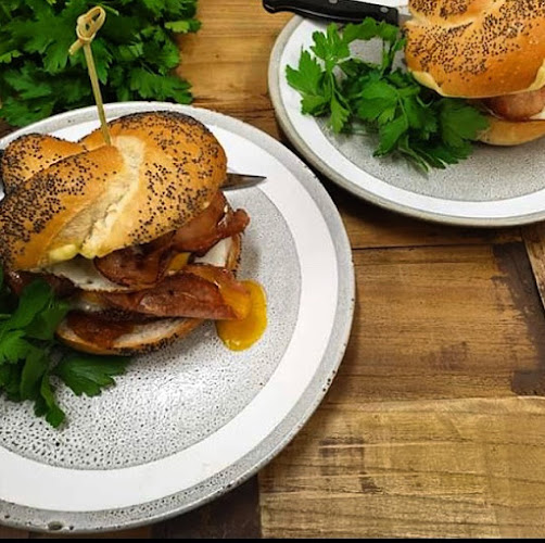 Opinii despre DIMBOOLA STORE în Melbourne - Hospitality and gastronomy