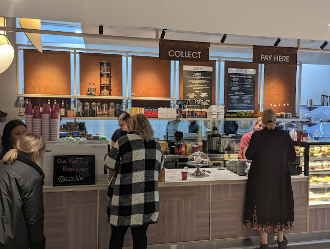 Louve Cafe & Function Venue - Hospitality and gastronomy