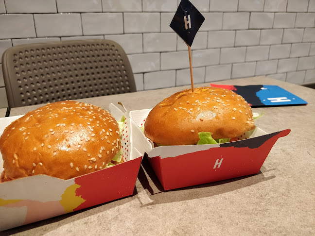 Comentarii opinii despre Huxtaburger Redfern