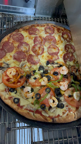 Pizza King Springvale - Hospitality and gastronomy