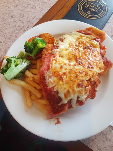 The Old Town 'N' Country Tavern - Wangaratta