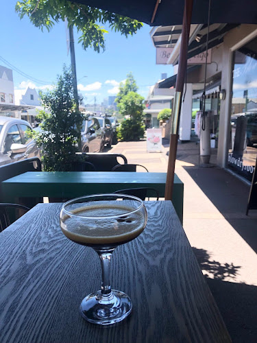 No.3 Specialty Coffee and Bar - Hospitality and gastronomy