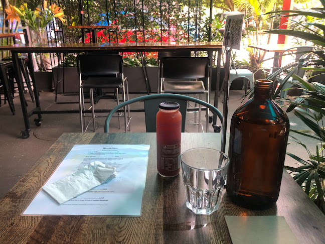 Urban Monkey Cafe - Hospitality and gastronomy