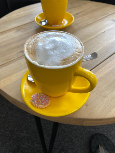 Cafè 105 on Shenton