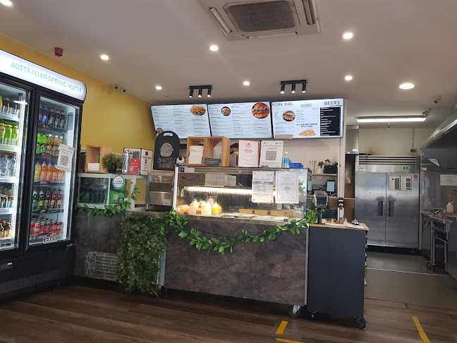 Shop 2/52 Durlacher St, Geraldton WA 6530