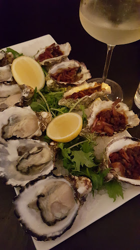 Comentarii opinii despre Black Cow Bistro