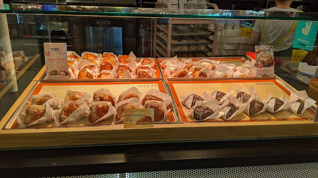 Comentarii opinii despre PAFU x Hokkaido Baked Cheese Tart World Square