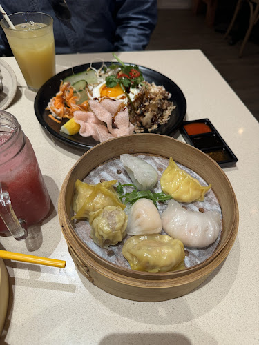 Monkee and Co - Hospitality and gastronomy