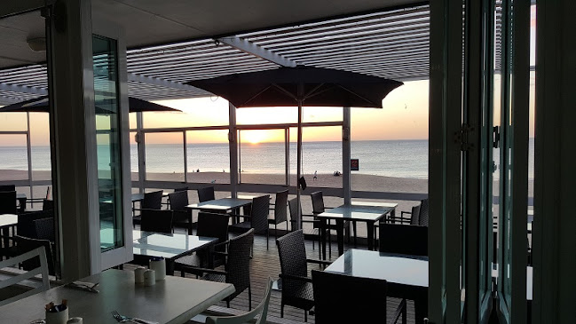 Backbeach Cafe & Restaurant