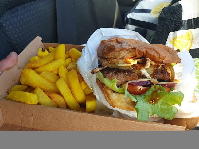 Opinii despre Hooked Fish & Chippery în Emerald - Hospitality and gastronomy