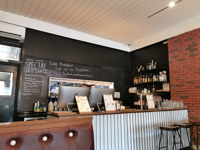 Monroe's Burgers & Beers - Hospitality and gastronomy