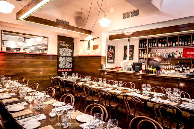 Comentarii opinii despre Campari House