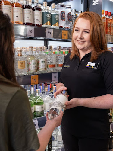 Comentarii opinii despre Liquorland Warehouse Ashburton Warrigal Rd (formerly First Choice Liquor Market Ashburton)