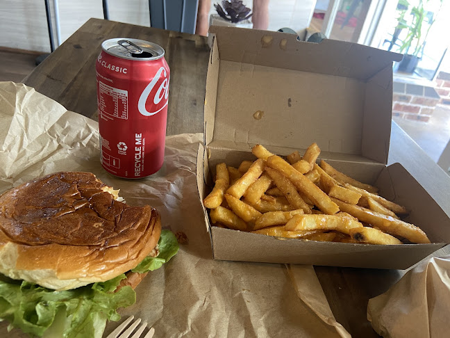 Unit 1/79 Bold St, Laurieton NSW 2443