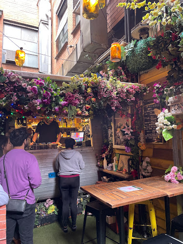 Chuckle Park Bar - Hospitality and gastronomy