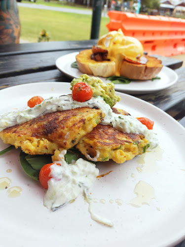 Causeway Cafe - Hospitality and gastronomy