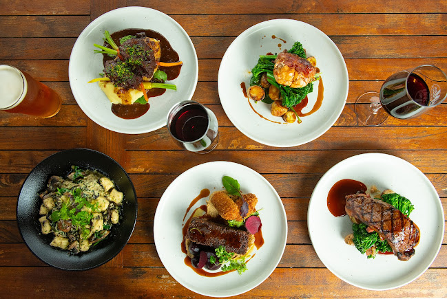 Main S Rd, Hackham SA 5163