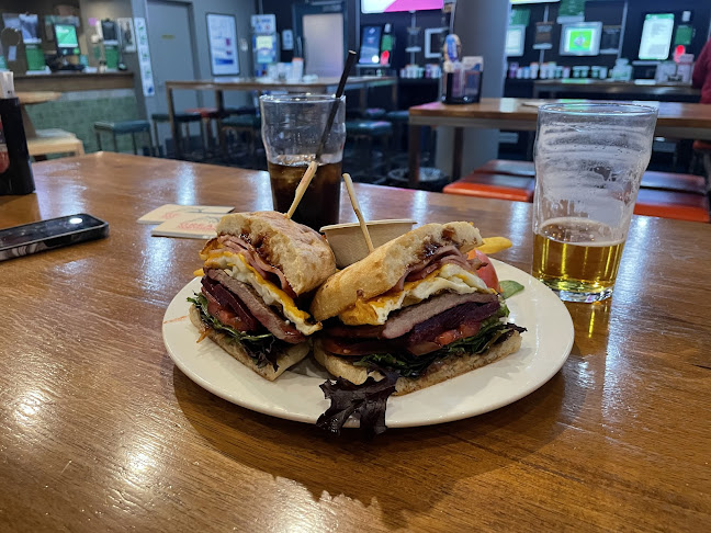 Harvey Road Tavern - Hospitality and gastronomy