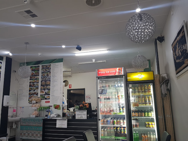 Comentarii opinii despre Pondok Daun Restaurant