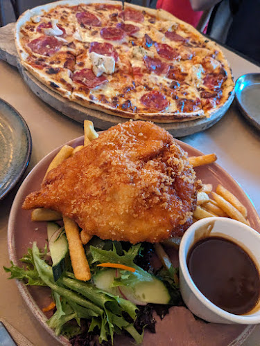 Opinii despre Queen's Head Hotel în North Adelaide - Hospitality and gastronomy