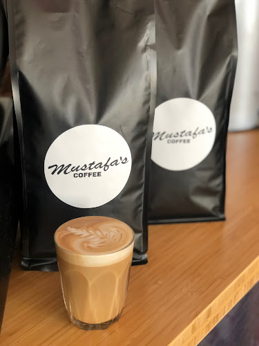 Comentarii opinii despre Mustafa's Kebabs Drive Thru