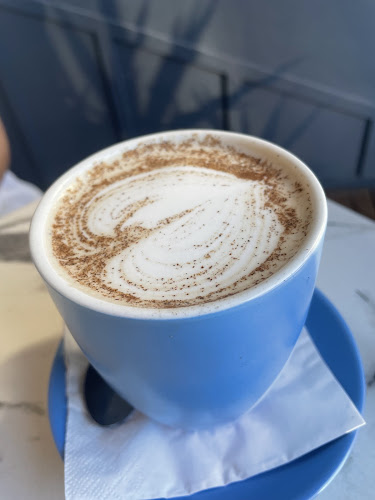 Comentarii opinii despre Breeze Cafe & Bar