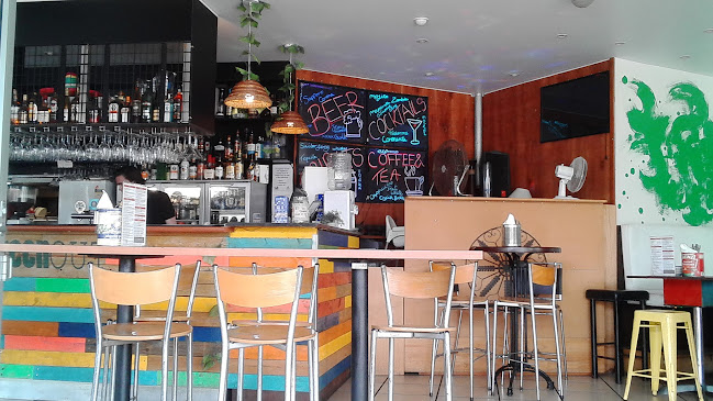 Greenout Cafe and Bar