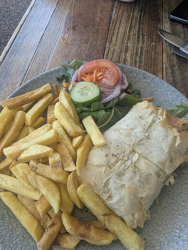 Munch Cafe - Kearneys Spring