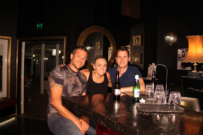 Comentarii opinii despre Boston Shaker Bar