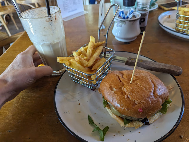 Comentarii opinii despre Greendale's Cafe