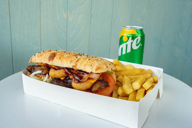 406 Latrobe Terrace, Newtown VIC 3220