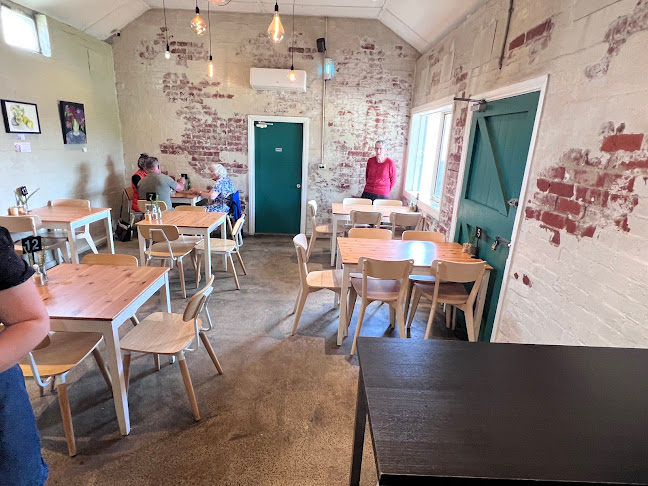 Comentarii opinii despre Cannibal Creek Bakehouse